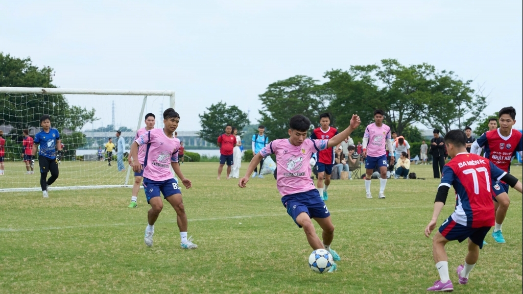 ការប្រកួតបាល់ទាត់ដ៏រស់រវើក ដែលភ្ជាប់សហគមន៍វៀតណាមនៅក្នុងខេត្ត Ishikawa (ប្រទេសជប៉ុន)
