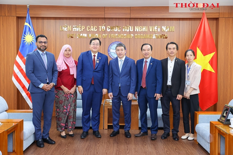 ឯកអគ្គរាជទូត Malaysia លោក Dato' Tan Yang Thai - 