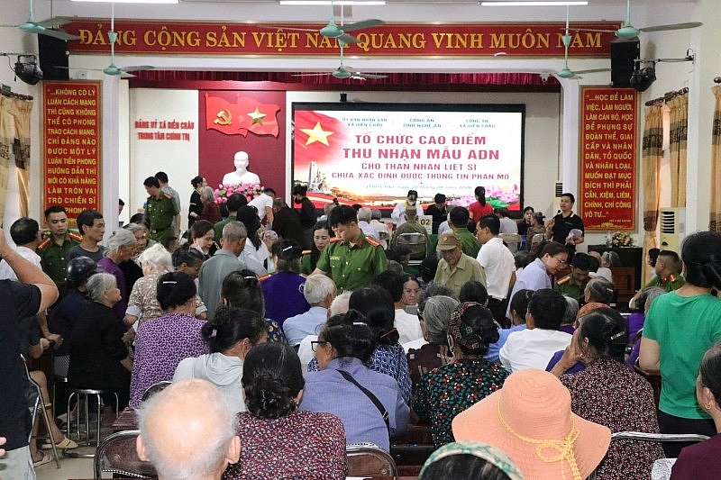 ក្រោយរយៈពេល ៧ ថ្ងៃនៃការអនុវត្តយុទ្ធនាការខ្ពស់បំផុតក្នុងការប្រមូលសំណាកជីវសាស្ត្រ ADN របស់សាច់ញាតិយុទ្ធជនពលី នគរបាលខេត្ត Nge An ប្រមូលបានសំណាកជីវសាស្ត្រជិត ១៨ ពាន់សំណាក ជួយបង្កើនក្តីសង្ឃឹមថែមទៀតក្នុងការនាំបណ្តាយុទ្ធជនពលីត្រឡប់មកវិញជាមួយឈ្មោះនិងអត្តសញ្ញាណពិតប្រាកដរបស់ខ្លួន។ ក្រោយរយៈពេល ៧ ថ្ងៃនៃការអនុវត្តយុទ្ធនាការខ្ពស់បំផុតក្នុងការប្រមូលសំណាកជីវសាស្ត្រ ADN របស់សាច់ញាតិយុទ្ធជនពលី នគរបាលខេត្ត Nge An ប្រមូលបានសំណាកជីវសាស្ត្រជិត ១៨ ពាន់សំណាក ជួយបង្កើនក្តីសង្ឃឹមថែមទៀតក្នុងការនាំបណ្តាយុទ្ធជនពលីត្រឡប់មកវិញជាមួយឈ្មោះនិងអត្តសញ្ញាណពិតប្រាកដរបស់ខ្លួន។