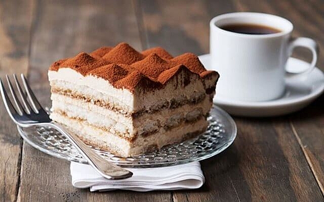 ស្វាគមន៍ថ្ងៃស្រស់ស្អាតនៅហាងកាហ្វេចំនួន ៤ ក្នុងសង្កាត់លេខ ៣