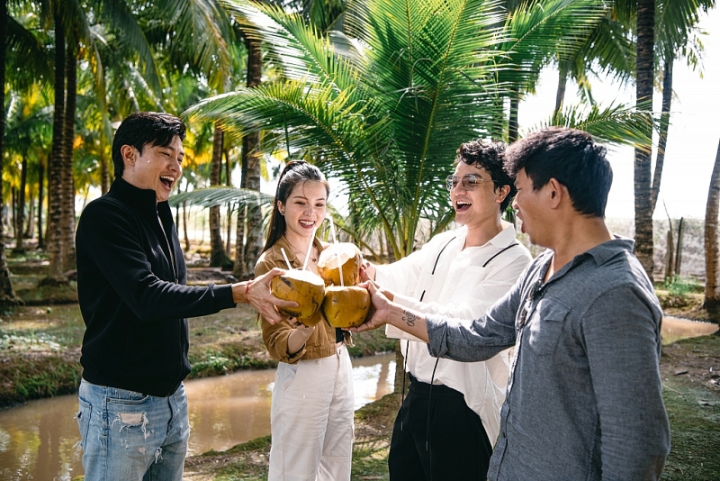 ស្វែងយល់ពីលក្ខណៈពិសេសគួរឱ្យចាប់អារម្មណ៍នៃកោះ Tan Loc (វៀតណាម)