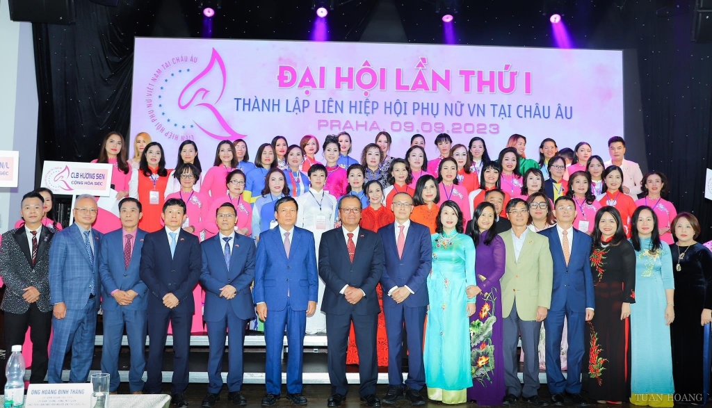 សម្ព័ន្ធសមាគមនារីវៀតណាមនៅអឺរ៉ុប៖ រួបរួមគ្នាបង្កើតជោគជ័យ
