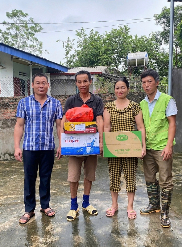 GNI បានប្រគល់សម្ភារៈសង្គ្រោះដល់គ្រួសារជិត ៥០០ នៅ Tuyen Quang, Ha Giang