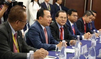កម្ពុជាស្នើបើកជើងហោះហើរបន្ថែមទៅកាន់វៀតណាមដើម្បីជំរុញការអភិវឌ្ឍទេសចរណ៍