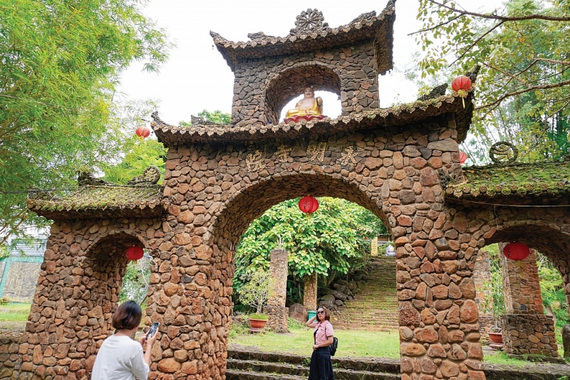 ភូមិវត្ត៖ តំបន់ទេសចរណ៍ខាងវិញ្ញាណនៅ Duc Trong - Lam Dong