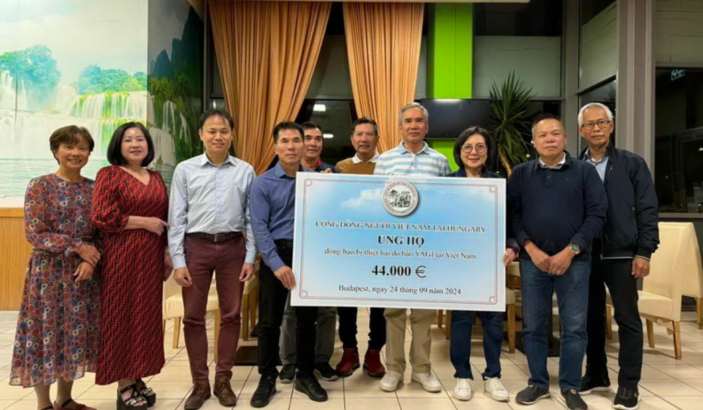អណិកជនវៀតណាមនៅប្រទេសហុងគ្រីបានឧបត្ថម្ភប្រាក់ចំនួន ៤៤,០០០ អឺរ៉ូសម្រាប់ប្រជាជនដែលរងការខូចខាតដោយព្យុះ និងទឹកជំនន់
