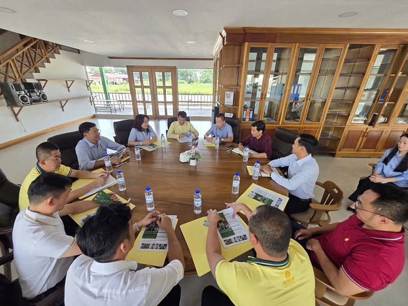 PVCFC ពង្រីក​ចំណែក​ទីផ្សារ​ក្នុង​ប្រទេស​កម្ពុជា​អម​ជាមួយ​កសិករ​ដើម្បី​លើក​កម្ពស់​សារៈសំខាន់​នៃ​អង្ករ