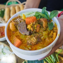 តោះ! មកដឹងពីប្រវត្តិនិងរឿងរ៉ាវខ្លះៗអំពីនំបញ្ចុកខ្មែរ