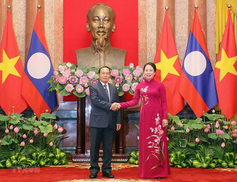 នឹងបន្តបណ្តុះនូវទំនាក់ទំនងមិត្តភាពដ៏អស្ចារ្យ សាមគ្គីភាពពិសេស និងកិច្ចសហប្រតិបត្តិការលើគ្រប់វិស័យរវាងវៀតណាម និងឡាវ