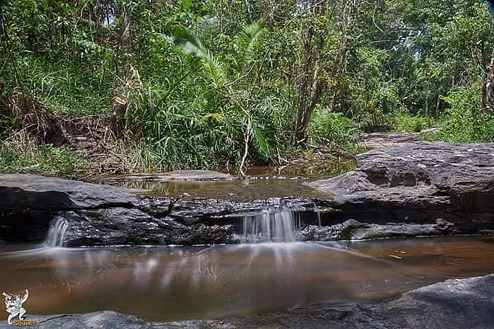 ទឹកធ្លាក់ចង្រ្កានរយនៅសៀមរាប ទេសភាពត្រកាលអង្រួនចិត្តចង់ទៅលេង