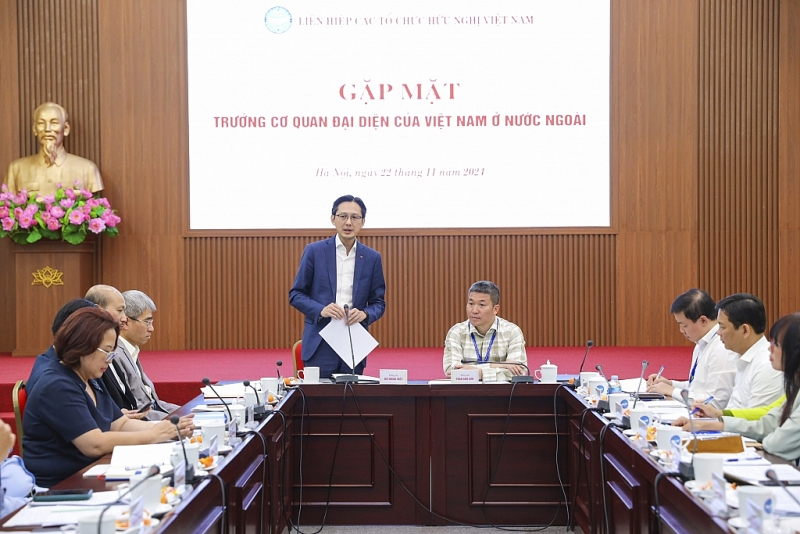 សម្ព័ន្ធអង្គការមិត្តភាពវៀតណាមធ្វើការជាមួយប្រធានទីភ្នាក់ងារតំណាងវៀតណាមនៅបរទេសសម្រាប់អាណត្តិ ២០២៥-២០២៨ សម្ព័ន្ធអង្គការមិត្តភាពវៀតណាមធ្វើការជាមួយប្រធានទីភ្នាក់ងារតំណាងវៀតណាមនៅបរទេសសម្រាប់អាណត្តិ ២០២៥-២០២៨