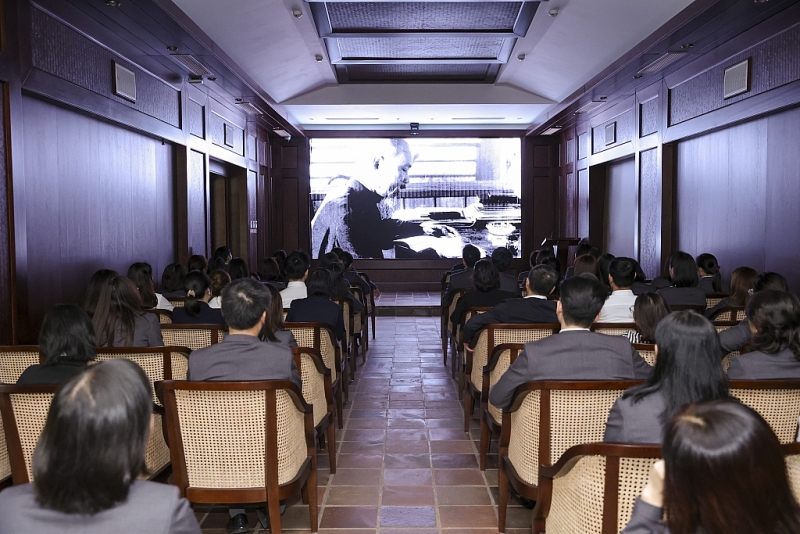 សម្ព័ន្ធអង្គការមិត្តភាពវៀតណាមរាយការណ៍អំពីការងារជូនពូ Ho ក្នុងឱកាសខួបលើកទី ៧៥ នៃទិវាប្រពៃណី