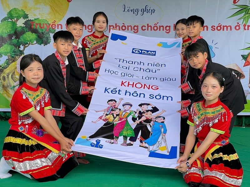 VUFO៖ ជាស្ពានមួយដើម្បីជួយ Plan International ផ្សព្វផ្សាយតម្លៃសម្រាប់កុមារ និងសហគមន៍