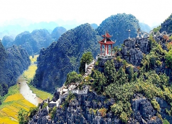 រូងភ្នំ Mua - មហាកំផែងតូចរបស់ Ninh Binh