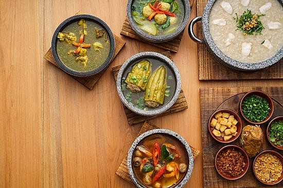សាក​មក​ញ៉ាំ ម្ហូប​ខ្មែរ​ក្រៅ​ផ្ទះ​ម្ដង​មើល៍ ! ប្លែក​មាត់​ហើយ​ បរិយាកាស​ល្អ​ទៀត