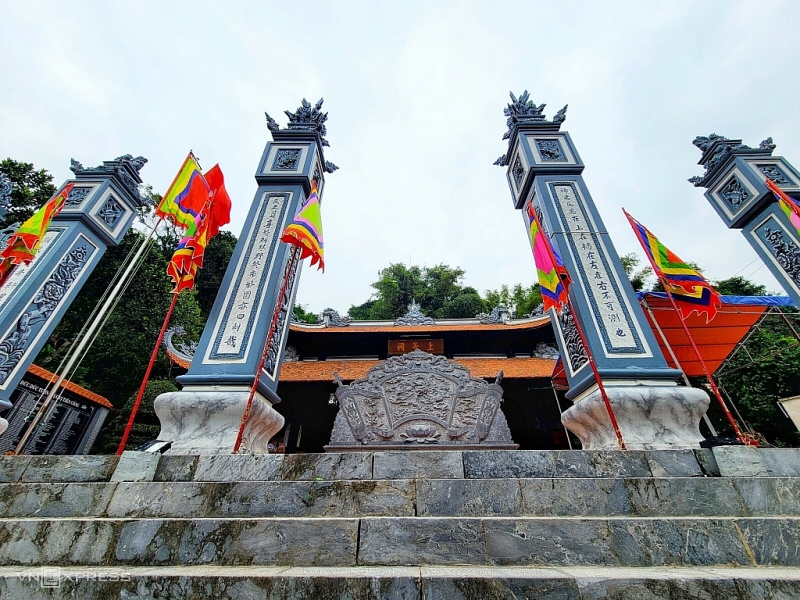 តំបន់ទេសចរណ៍ខាងវិញ្ញាណដ៏ល្បីល្បាញនៅ Do Son, Hai Phong
