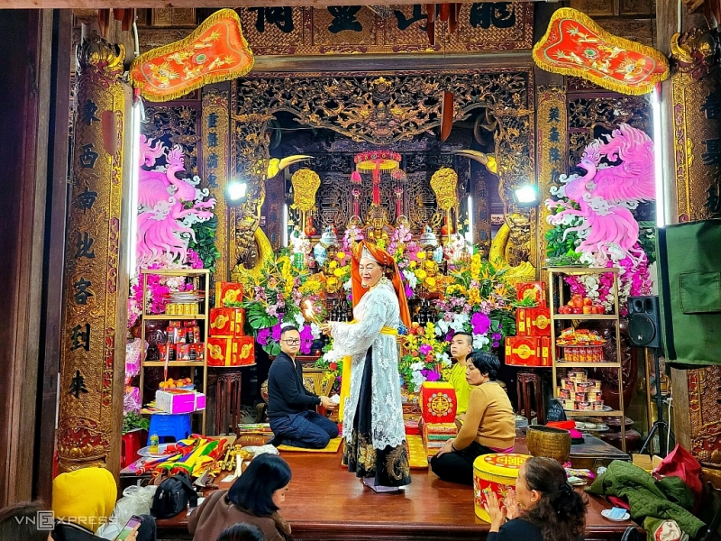 តំបន់ទេសចរណ៍ខាងវិញ្ញាណដ៏ល្បីល្បាញនៅ Do Son, Hai Phong