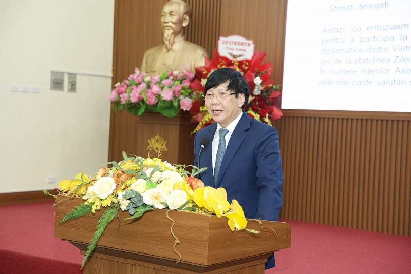 ការផ្លាស់ប្តូរប្រជាជន និងប្រជាជន ពង្រីកចំណងមិត្តភាពវៀតណាម-រ៉ូម៉ានី