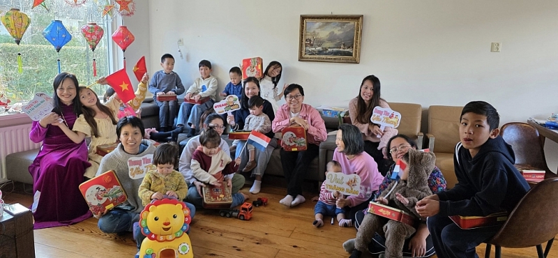 ភាសាវៀតណាម ភាសាវៀតណាម