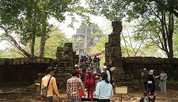 ភ្ញៀវ​ទេសចរ​ជិត ៩​ពាន់​នាក់​បាន​ទៅ​ទស្សនា​ប្រាសាទ​ព្រះវិហារ​ក្នុង​ខែ​កក្កដា