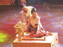 ច្បាប់ស្រីរបស់ជនជាតិ ខែ្មរ ណាមបូ