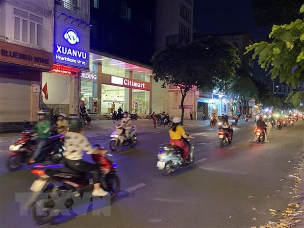 ទីក្រុង Ho Chi Minh បង្កើតយុទ្ធសាស្រ្តថែទាំអ្នកជំងឺក្រោយ COVID-19 ដោយផ្អែកលើគំរូប៉ម ៣ ជាន់