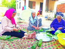ឱជារសនំក្នុងថ្ងៃបុណ្យចូលឆ្នាំថ្មី្មរបស់ជនជាតិ ចាម