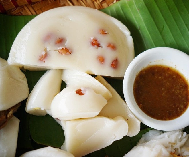នំកូរជ្រលក់ទឹកសឿង - ជាម្ហូបសាមញ្ញនិងឆ្ងាញ់មួយរបស់ប្រជាជន Ha Noi ជាច្រើនជំនាន់
