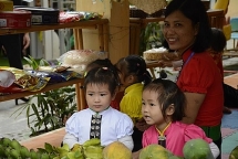 ជួយគាំទ្រយ៉ាងជាក់ស្តែងដល់សិស្សជនជាតិភាគតិច