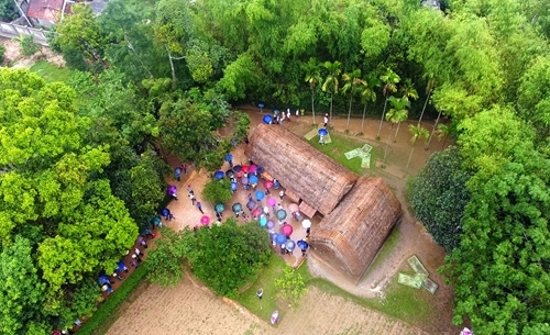 ភាពរុងរឿងនៃ “ទឹកដីប្រទេសវៀតណាម”