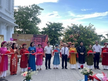 ការតាំងពិព័រណ៍ " ម៉ូដសម្លៀកបំពាក់សម្រាប់មន្ត្រីរាជការ ក្នុងរាជកាល Nguyen" - គំហើញរួមនៃសំលៀកបំពាក់ក្នុងព្រះវាំង