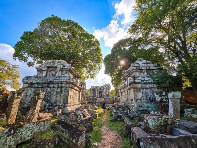 ប្រាសាទភ្នំបូក ប្រាសាទភ្នំបូក