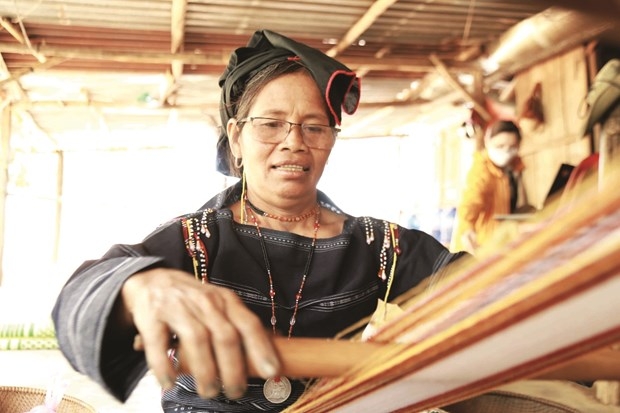 ស្វាមីភរិយាជនជាតិ បាណារ មានចិត្តជាប់ជំពាក់យ៉ាងជ្រៅជាមួយនឹងវប្បធម៌ជនជាតិ