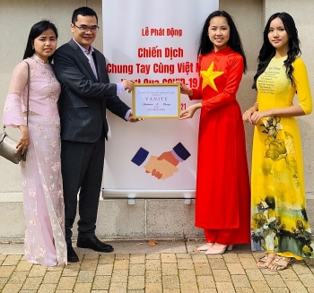 ជនជាតិវៀតណាមនៅចក្រភពអង់គ្លេសបំផុសយុទ្ធនាការ “ រួមដៃគ្នាជាមួយប្រទេសវៀតណាម ដើម្បីយកឈ្នះលើជំងឺ Covid-19”