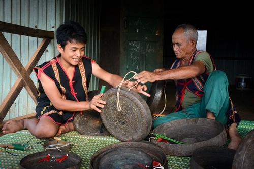 គងឃ្មោះនៅតំបន់ Tay Nguyen - សម្រស់នៃវប្បធម៌ និងទេសចរណ៍នៅពាក់កណ្តាលសហស្សវត្សរ៍១៧