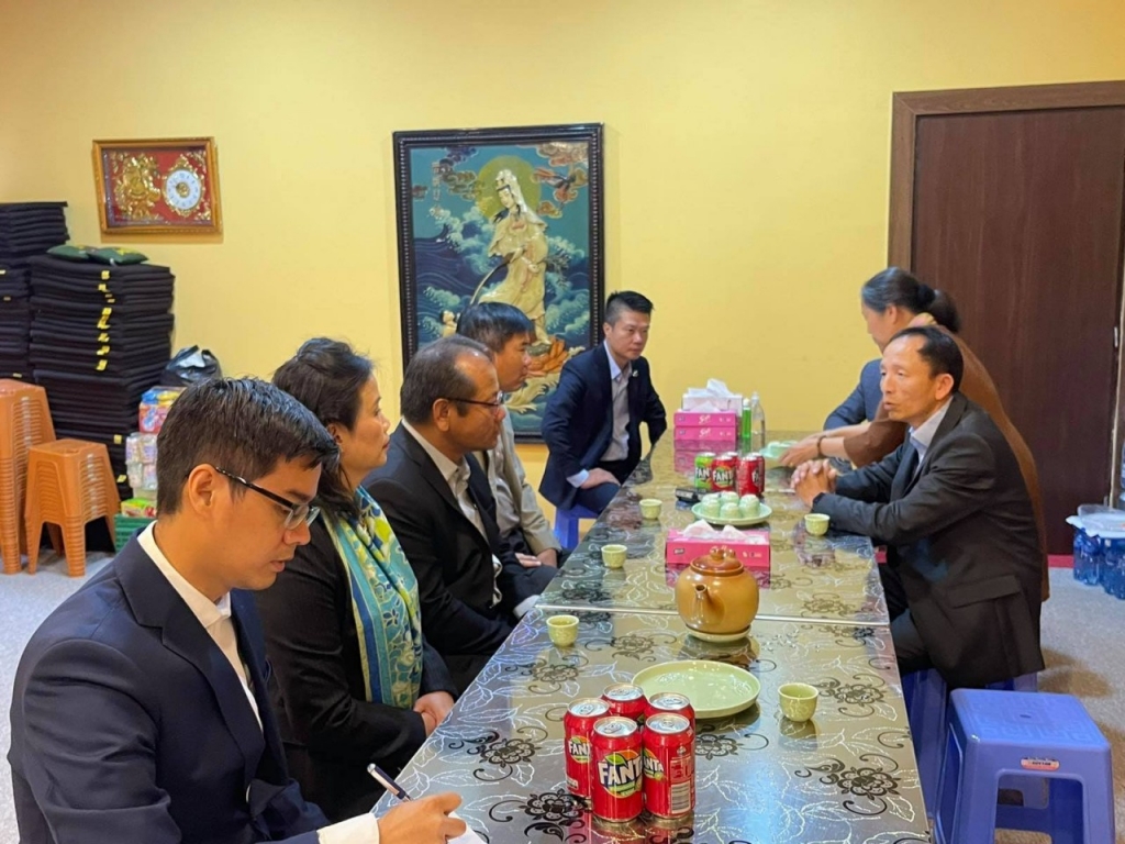 ជំនួបសំណេះសំណាលជាមួយសហគមន៍ជនជាតិវៀតណាម នៅខេត្ត Ústecký