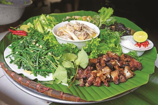 ស្ពក ញាំស្លឹក- ភាពពិសេសនៃម្ហូបអាហាររបស់ជនជាតិ មឿង