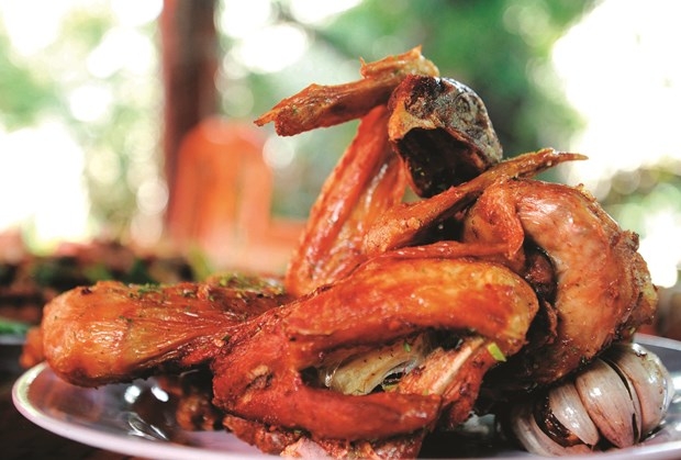 ម្ហូបមាន់ដុត អូរធំឈ្ងុយឆ្ងាញ់ នៃខេត្ត អានយ៉ាង
