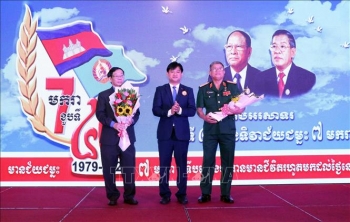 វៀតណាម-កម្ពុជាពូនជ្រំទំនាក់ទំនងមិត្តភាពជាប្រពៃណី និងកិច្ចសហប្រតិបត្តិការលើគ្រប់ជ្រុងជ្រោយ