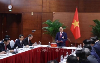 លោកនាយករដ្ឋមន្រ្តី Nguyen Xuan Phuc ស្នើឱ្យស្ថាប័ននិងតំបន់​នានា ត្រូវប្រយុទ្ធប្រឆាំងនឹងជំងឺរាតត្បាតយ៉ាងឆាប់រហ័សនិងប្រកបដោយប្រសិទ្ធភាព