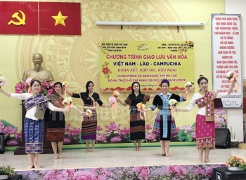 ខ័ណ្ឌតាន់ប៊ិញ (Tan Binh) ទីក្រុងហូជីមិញបានរៀបចំកម្មវិធីផ្លាស់ប្តូរវប្បធម៌វៀតណាម - ឡាវ - កម្ពុជា