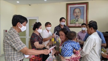 សហគមន៍ប្រជាជនដើមកំណើតវៀតណាមនៃខេត្តចំនួន ៦ នៅភាគនិរតីនៃប្រទេសកម្ពុជាបានស្វាគមន៍យ៉ាងកក់ក្តៅចំពោះបុណ្យតេតឆ្នាំឆ្លូវត្រីស័ក ២០២១
