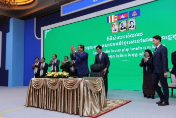 ក្រសួងការបរទេសចិន ជូនដំណឹងដល់កម្ពុជាថា ភាគីចិនមិនអាចរៀបចំជូនសម្ដេចតេជោ ហ៊ុន សែន ទៅទីក្រុងវូហាន បានទេ ដោយសារទីនោះកំពុងរីករាលដាលខ្លាំងបំផុតនៃមេរោគកូរ៉ូណ