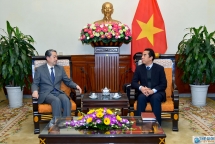 អនុរដ្ឋមន្រ្តីក្រសួងការបរទេសលោក To Anh Dung បានទទួលជួបជាមួយឯកអគ្គរដ្ឋទូតចិនប្រចាំនៅវៀតណាមដើម្បីពិភាក្សាអំពីការបង្ការប្រឆាំងវីរុសកូរ៉ូណា
