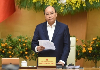 នាយករដ្ឋមន្រ្តីលោក Nguyen Xuan Phuc ស្នើឱ្យនាំយកវ៉ាក់សាំងការពារកូវីដ ១៩ ជូនប្រជាជននៅត្រីមាសទី ១ ឆ្នាំ ២០២១
