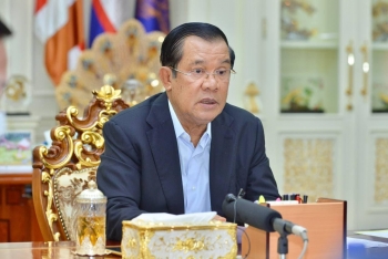 សម្តេចតេជោ ហ៊ុន សែន ប្រកាសពី «ព្រឹត្តិការណ៍សហគមន៍ ២០កុម្ភៈ» ក្រោយរកឃើញអ្នកឆ្លងកូវីដ១៩ចំនួន៣២ករណី