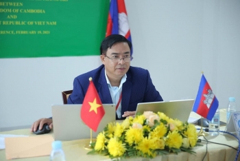 អ្នកបច្ចេកទេស​កម្ពុជា​និង​វៀតណាម​កំពុង​រិះរក​មធ្យោបាយ​និង​នីតិវិធី​ជំរុញ​ការដឹកជញ្ជូន​ឆ្លងកាត់​ព្រំដែន​