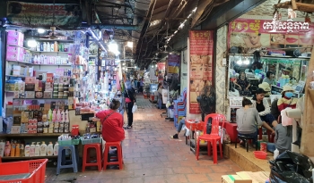 ស្ថានការណ៍​ទូទៅ​តាម​ផ្សារ​ក្នុង​រាជធានីភ្នំពេញ​អ្នកលក់​និង​អ្នកទិញ​មាន​ភាពជា​ធម្មតា​