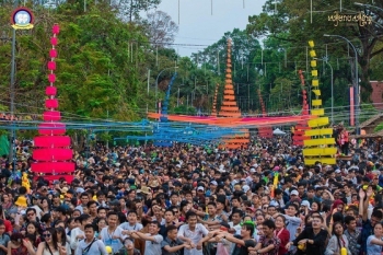 ភ្ញៀវទេសចរជាតិ-អន្តរជាតិ ប្រមាណ៣៧ម៉ឺននាក់ មកកម្សាន្តសប្បាយ ក្នុងព្រឹត្តិការណ៍ សៀមរាបសង្រ្គាន្ត រយៈពេល៣ថ្ងៃ