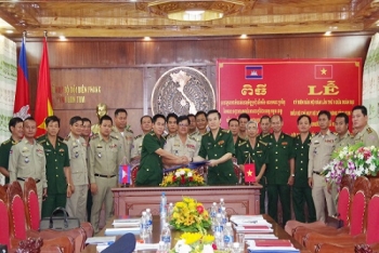 បង្កើនកិច្ចសហកាគ្នារវាងកងទ័ពការពារព្រំដែនខេត្ត Kon Tum Gia Lai វៀតណាម ជាមួយស្នងការដ្ឋាននគរបាលខេត្តរតនគីរីកម្ពុជា